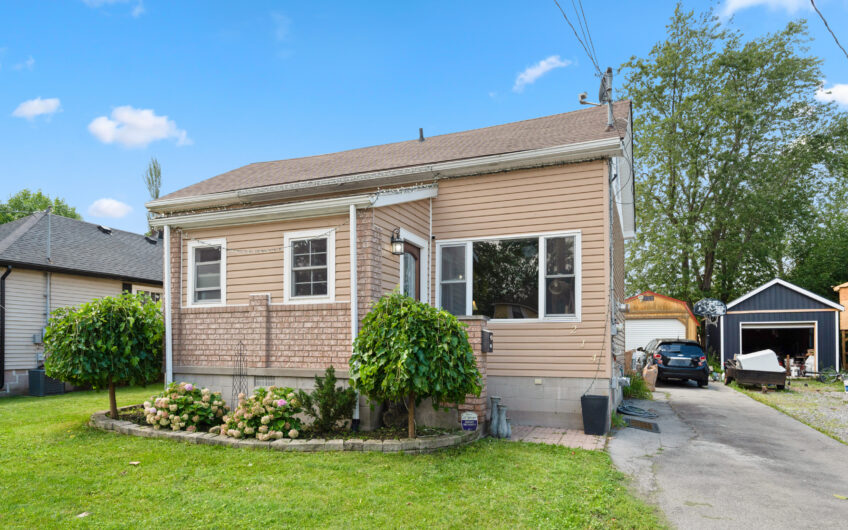 214 HIGH Street, Fort Erie, ON L2A 3R3